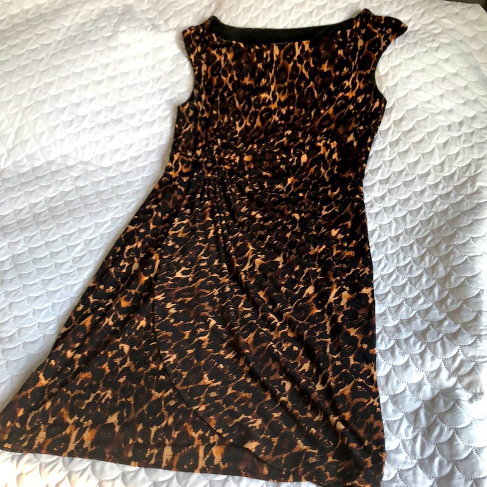 Connected size 14 front gathered leopard dress. Barely worn! Excellent condition